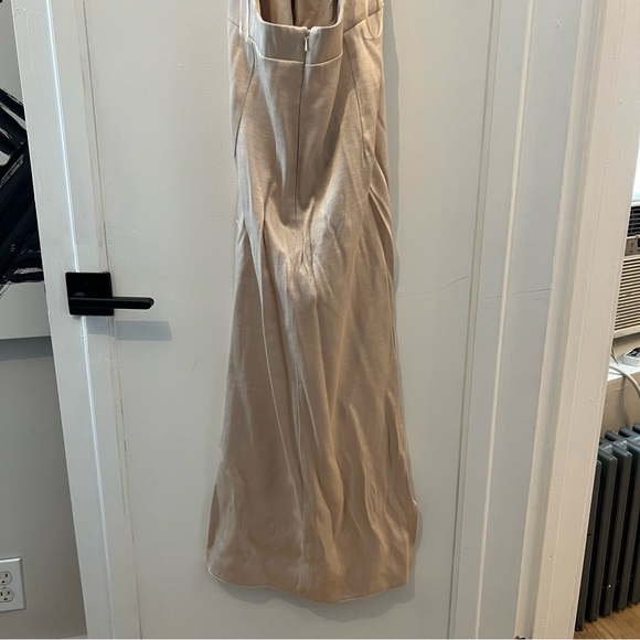 ASOS DESIGN halter drape detail midi dress with buckle in textured satin crepe - Picture 6 of 12